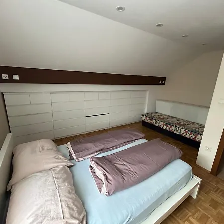 Im Gruenen Mit Pool شقة *