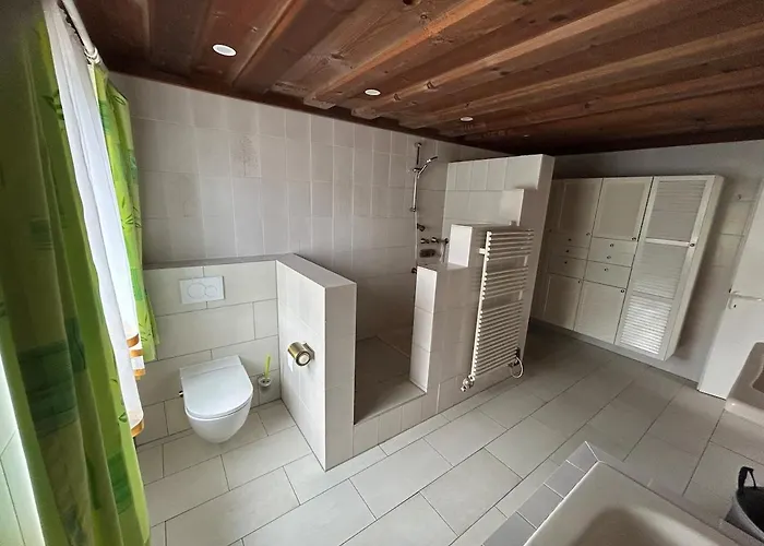 شقة Im Gruenen Mit Pool *